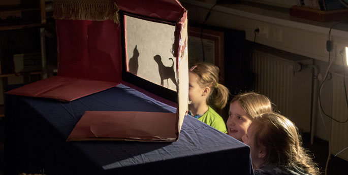 Schattentheater in der Grundschule