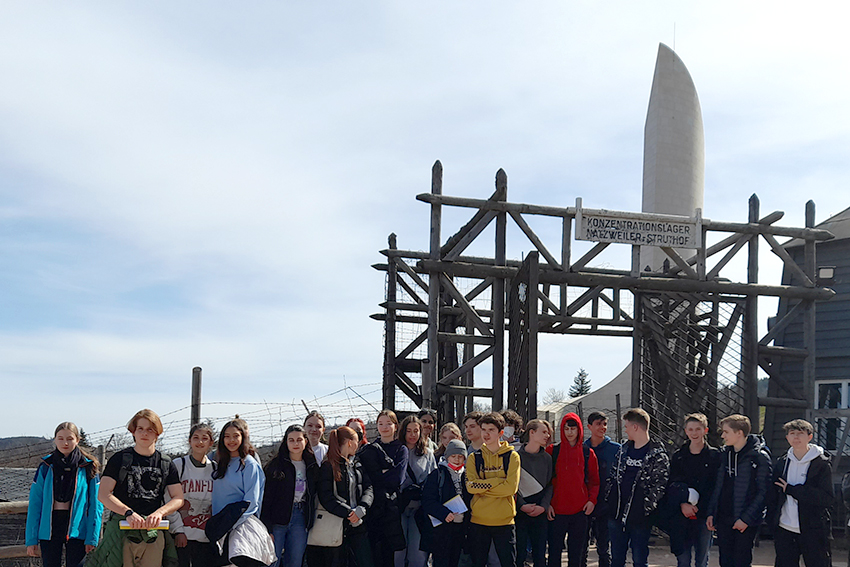 Besuch der 10. Klassen im Konzentrationslager Natzweiler