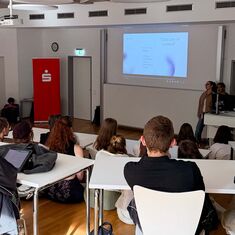 250515 mind your mind Stufensaal