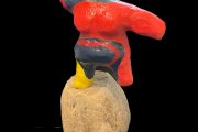 "Nanas" im Stil von Niki de Saint Phalle