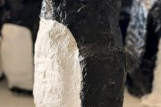 Pinguine aus Papier, Kleister und Gips
