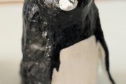 Pinguine aus Papier, Kleister und Gips